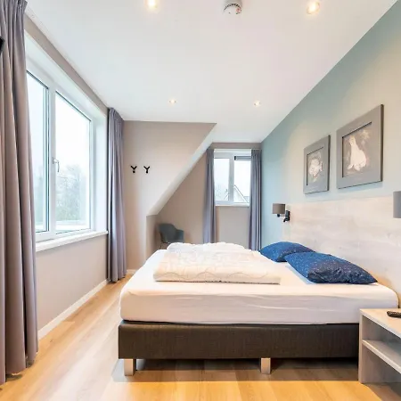 Casa de Férias In De Koog Near The Sea *