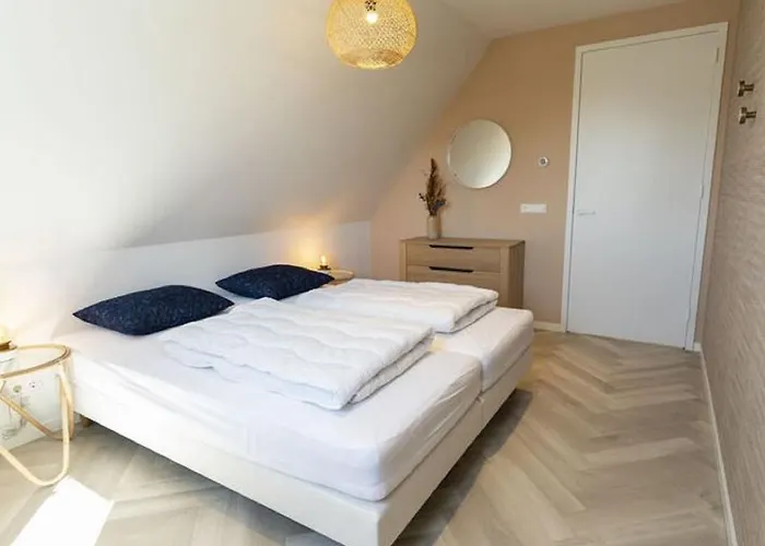 Дом отдыха In De Koog Near The Sea *